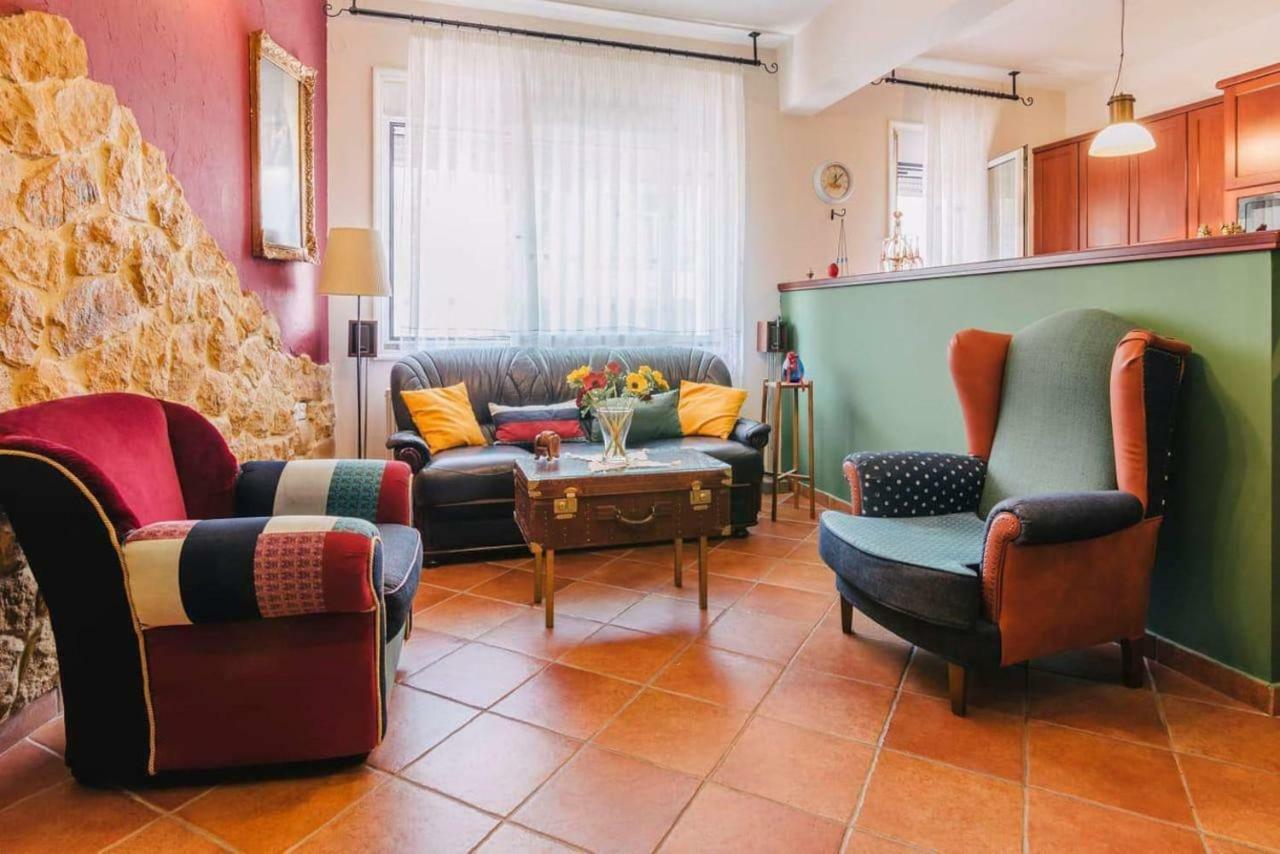 Gallery Home,Downtown, Ioannina. 外观 照片